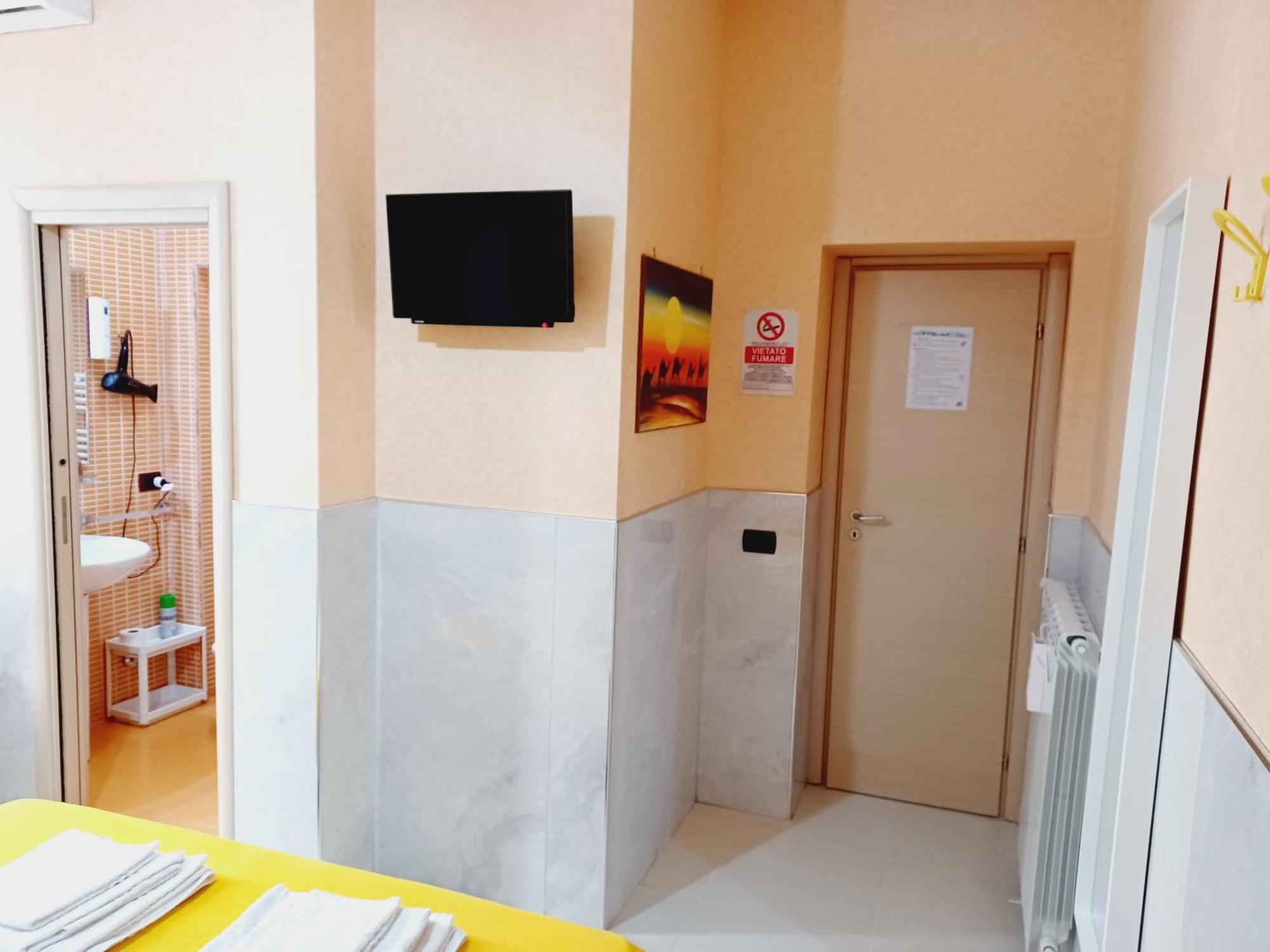 B&B Quattro Palazzi Napoli Centro Екстериор снимка