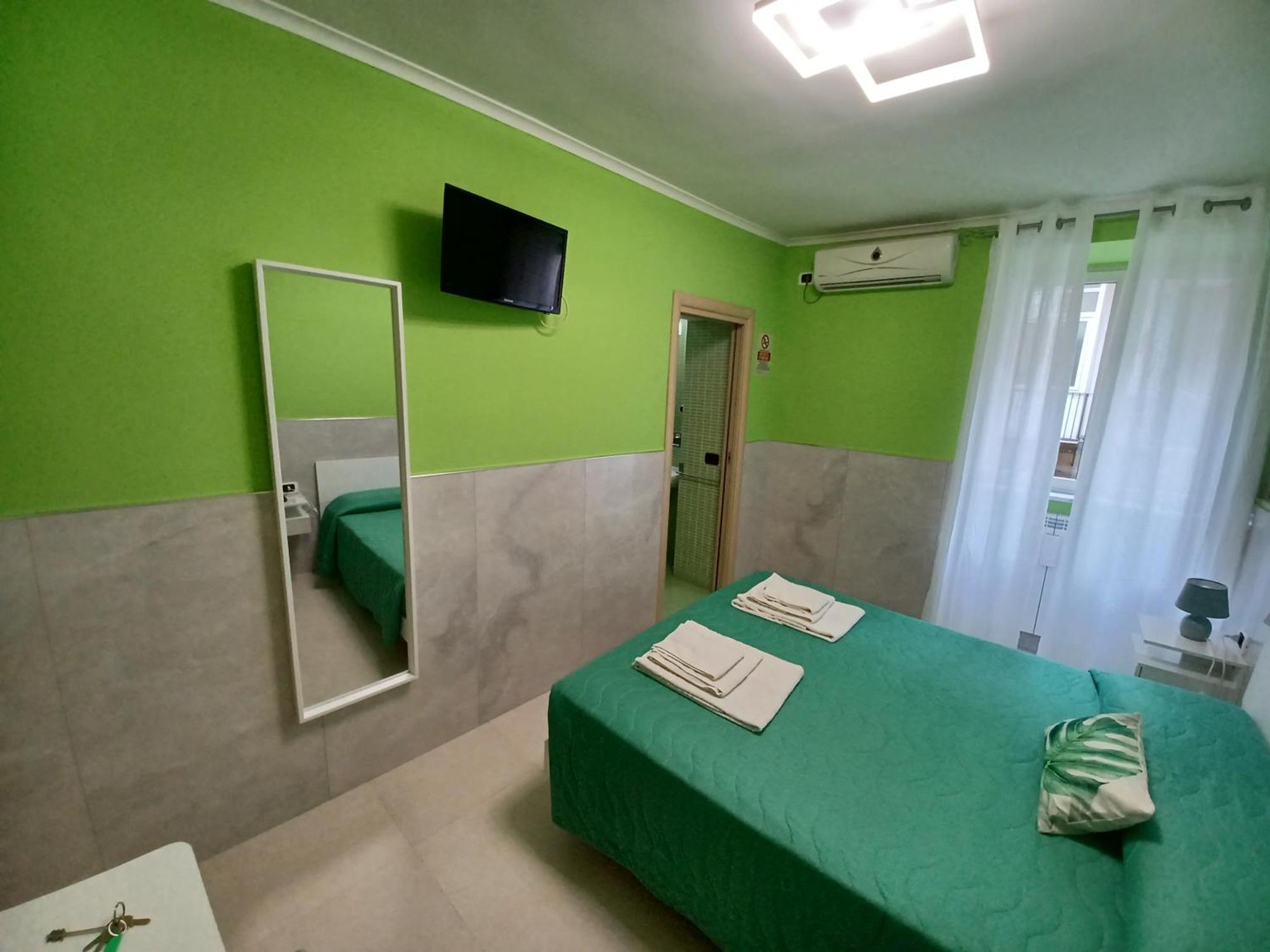 B&B Quattro Palazzi Napoli Centro Екстериор снимка