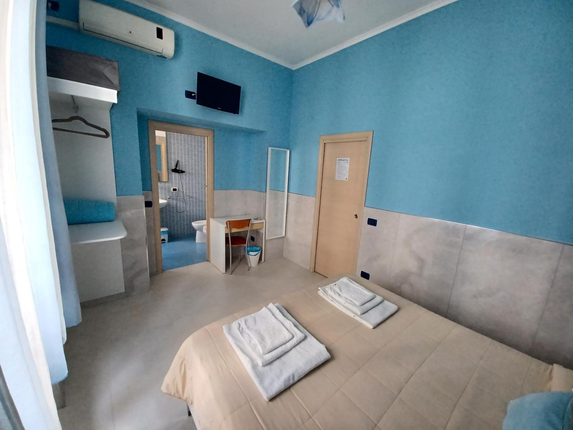 B&B Quattro Palazzi Napoli Centro Екстериор снимка