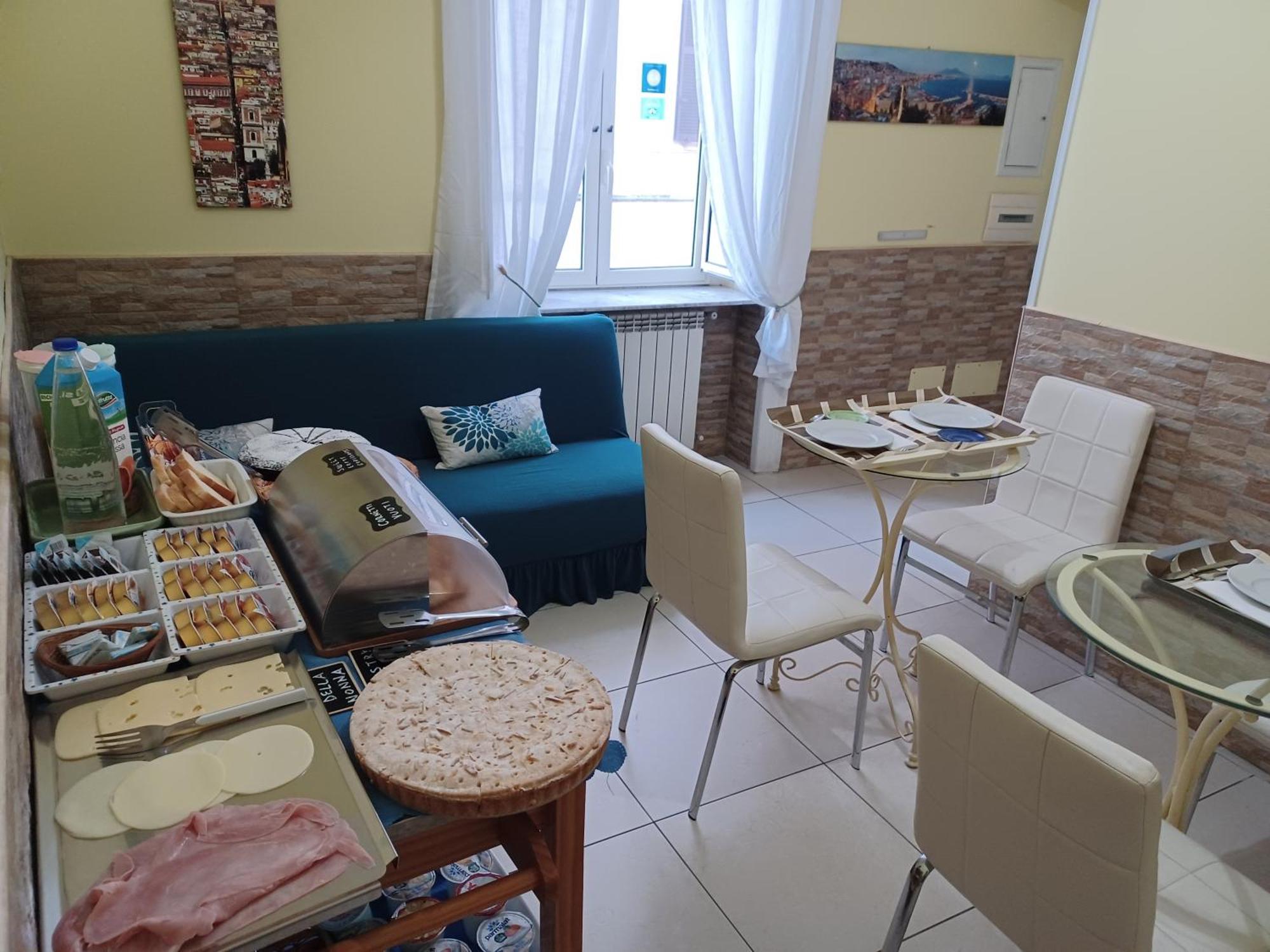 B&B Quattro Palazzi Napoli Centro Екстериор снимка