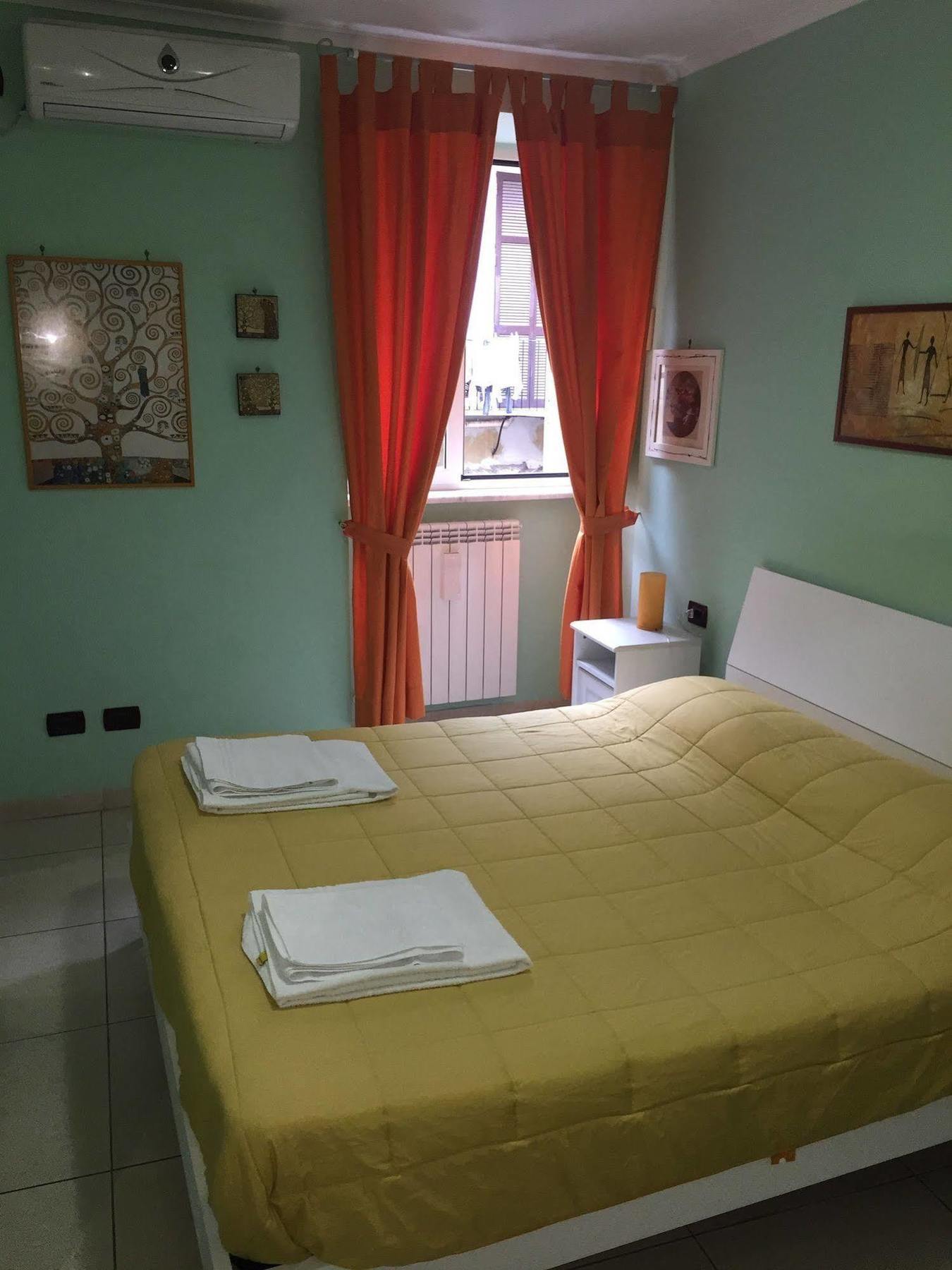 B&B Quattro Palazzi Napoli Centro Екстериор снимка
